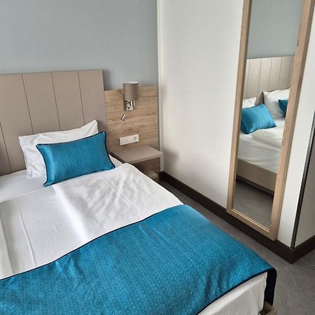 Hotel Atlas Halle Halle  Bagian luar foto