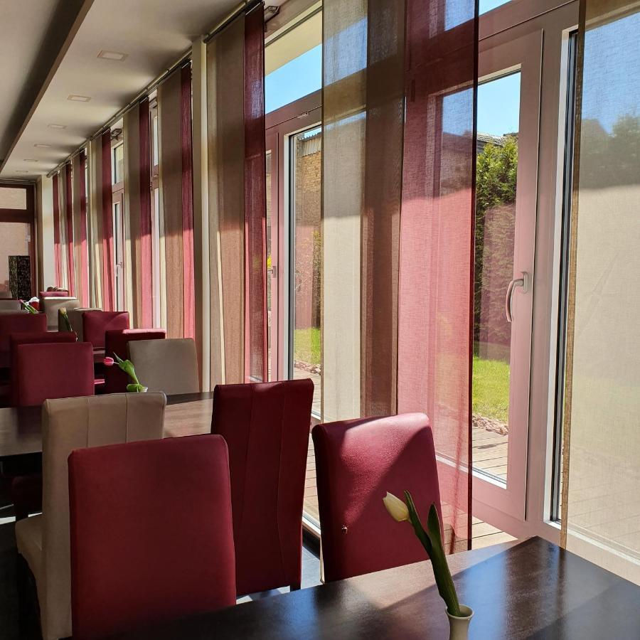 Hotel Atlas Halle Halle  Bagian luar foto