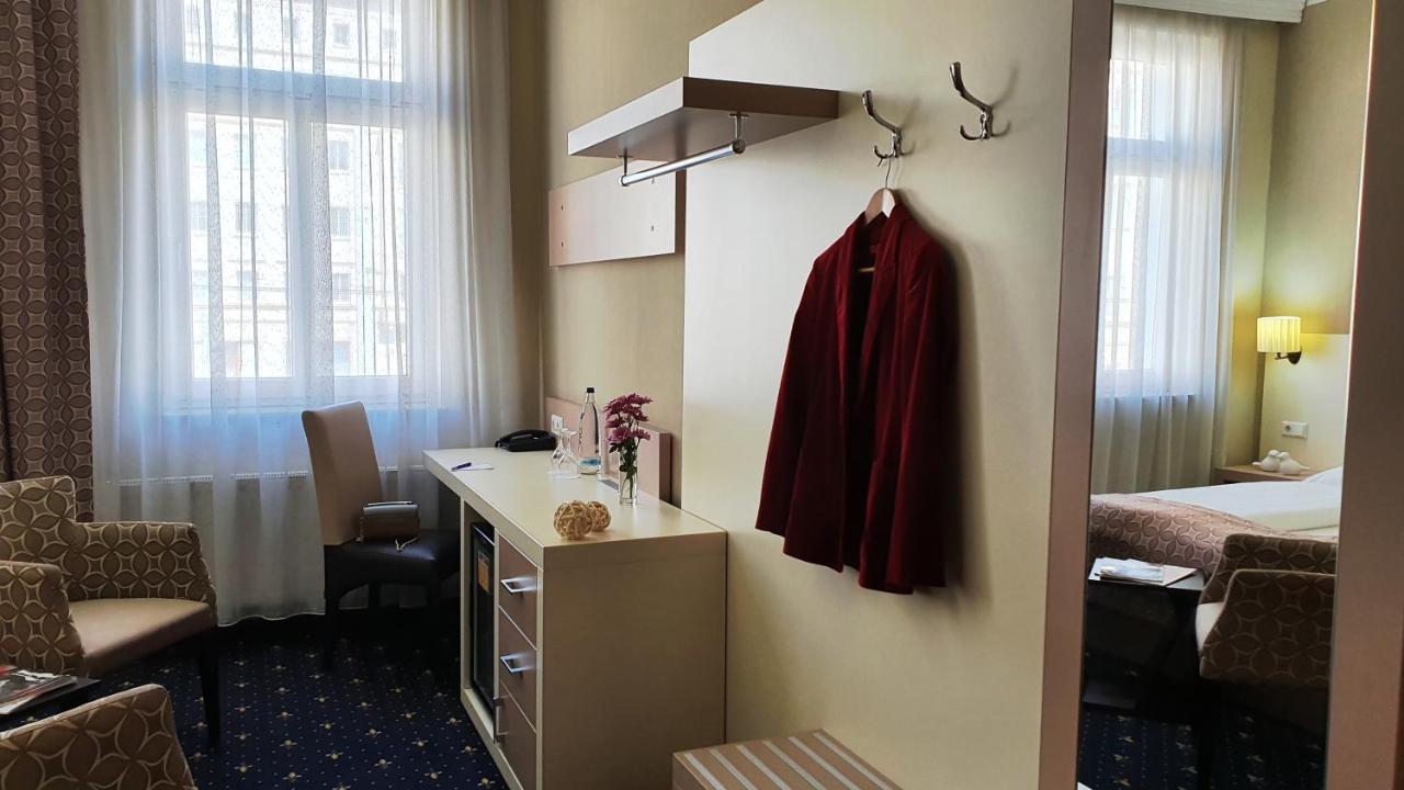 Hotel Atlas Halle Halle  Bagian luar foto
