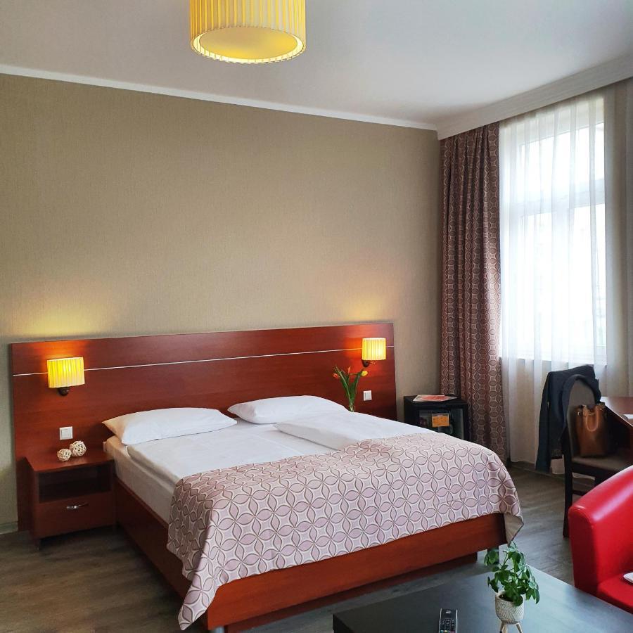 Hotel Atlas Halle Halle  Bagian luar foto