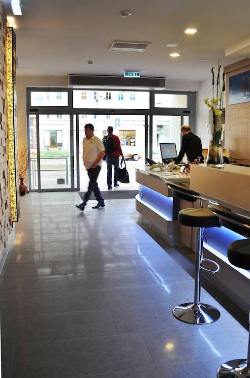 Hotel Atlas Halle Halle  Bagian luar foto